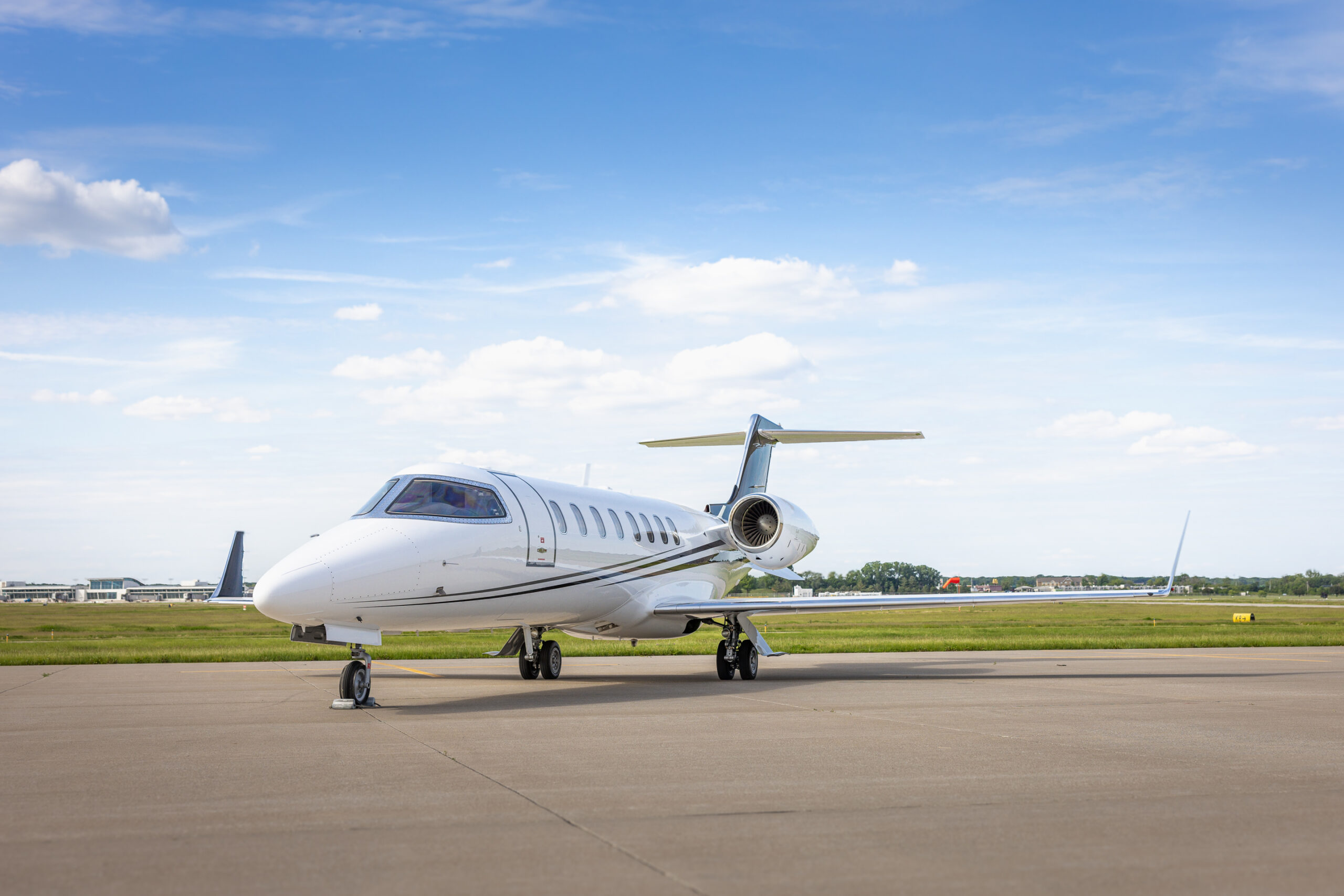 2025-05-27_Elliott_Lear45_Int_Ext_by_FossImagery_044-scaled-1