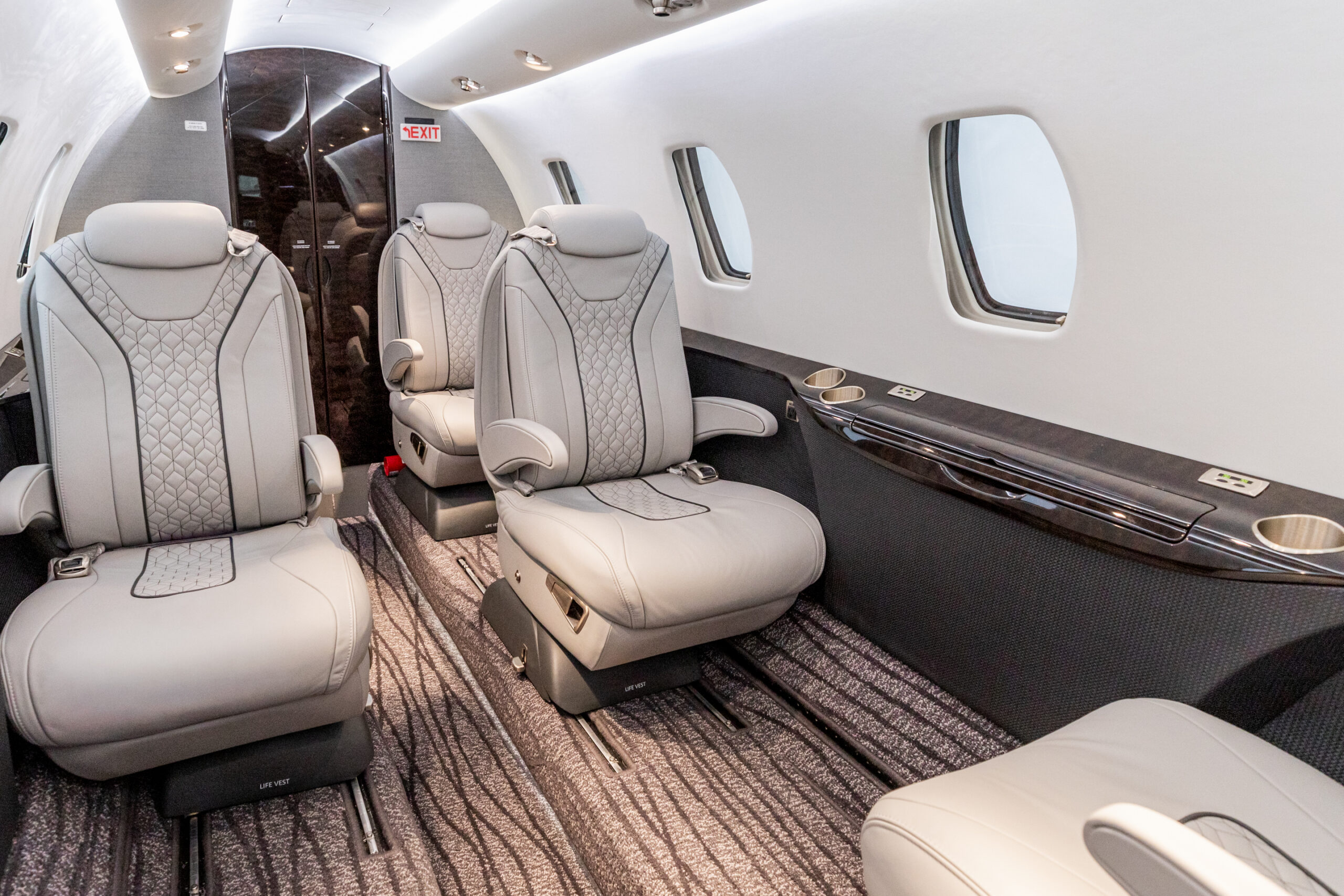 2025_12_CitationXLS_Elliott_Aviation_by_FossImagery_012-scaled-1