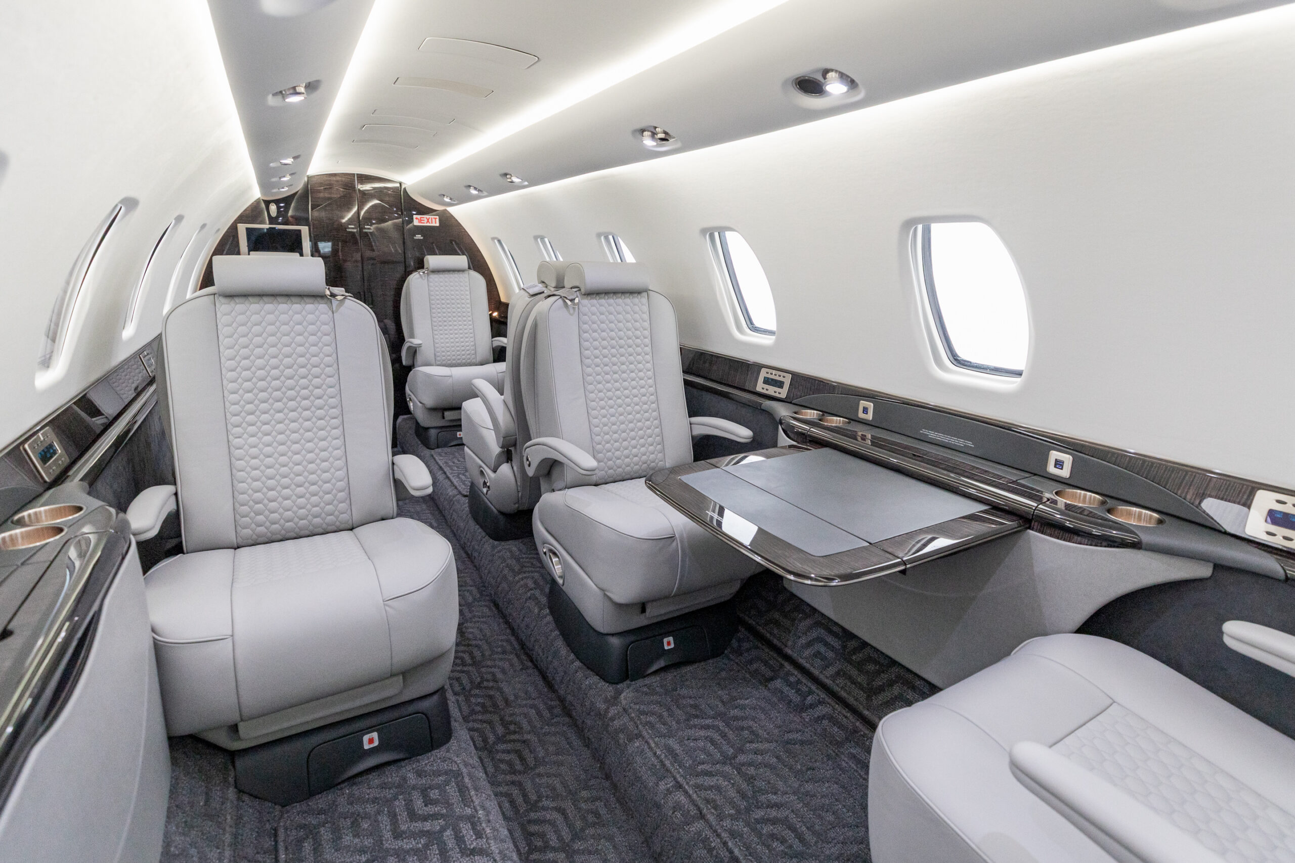 Elliott-Aviation_680-0071_16-scaled-1