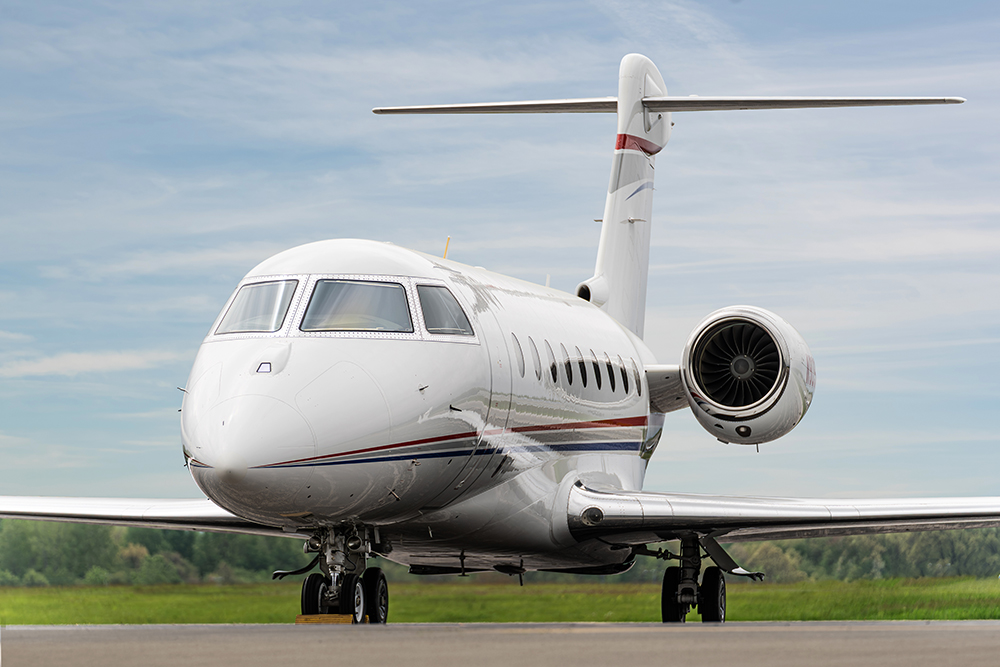 Gulfstream-G280-N905G-3